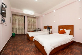  Famous House Kathmandu  Катманду